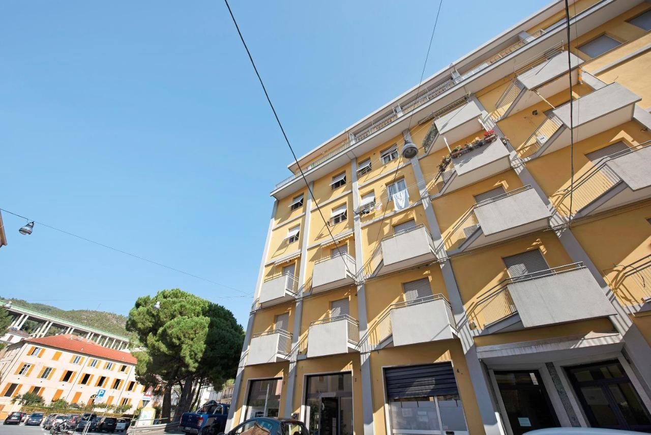 Апартаменты Trilocale Mazzini Con 2 Balconi Варацце Экстерьер фото